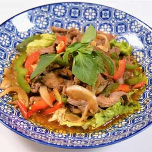 Bœuf sauté au basilic