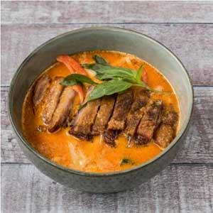 Canard rôti au curry rouge