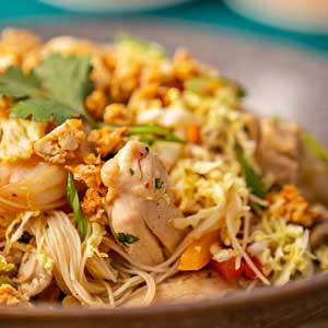 Pad thaï au poulet - -