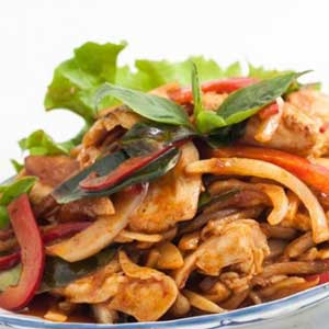 Poulet sauté au basilic